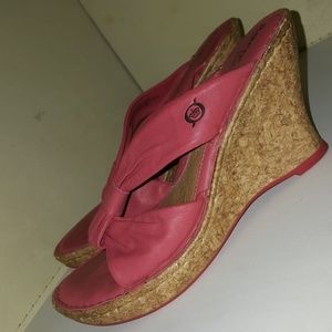 SIZE 7 CORAL BORN PLATFORM WEDGE SANDAL